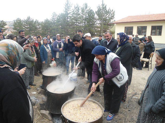 Faraşlı’da aşure şenliği - Kırıkkale Haber, Son Dakika Kırıkkale Haberleri