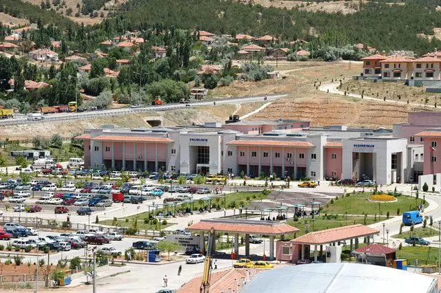Yüksek İhtisas’da Öğrencileri Aç Bıraktılar - Kırıkkale Haber, Son Dakika Kırıkkale Haberleri Yüksek İhtisas’da Öğrencileri Aç Bıraktılar - Kırıkkale Haber, Son Dakika Kırıkkale Haberleri