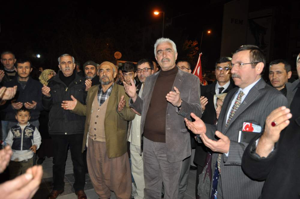 Pekdoğan umrecileri uğurladı - Kırıkkale Haber, Son Dakika Kırıkkale Haberleri