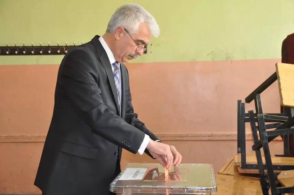 Başkan adayları oylarını kullandı - Kırıkkale Haber, Son Dakika Kırıkkale Haberleri Başkan adayları oylarını kullandı - Kırıkkale Haber, Son Dakika Kırıkkale Haberleri