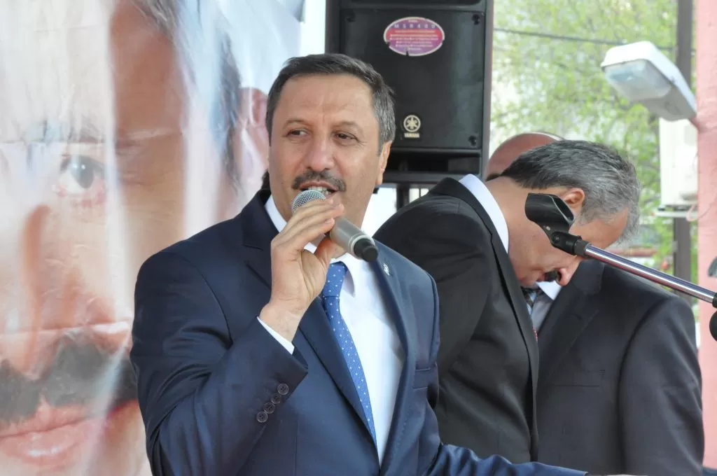 AK Parti İl Başkanı Mehmet Demir ‘Rüşvet trafiği çekmecelerini bozdu’ - Kırıkkale Haber, Son Dakika Kırıkkale Haberleri