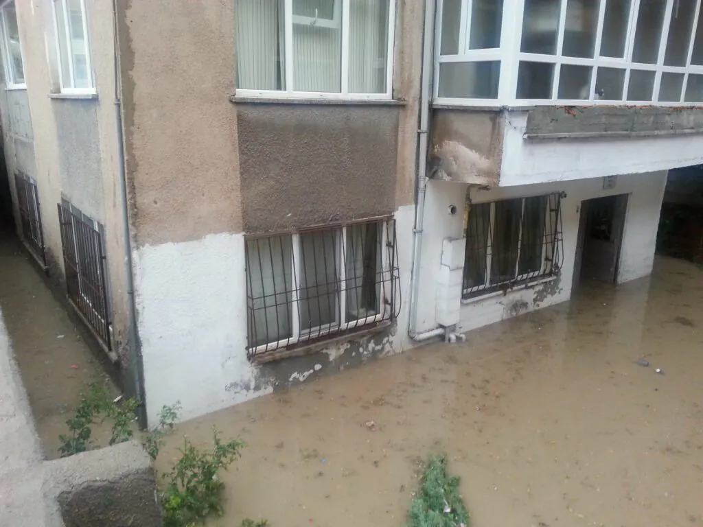 Evleri su bastı - Kırıkkale Haber, Son Dakika Kırıkkale Haberleri Evleri su bastı - Kırıkkale Haber, Son Dakika Kırıkkale Haberleri