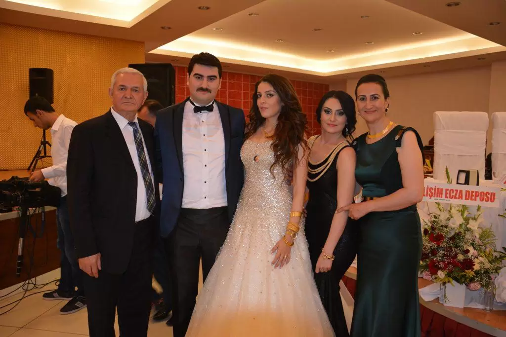 Özaydın ve Ustaoğlu ailelerinin mutlu günü - Kırıkkale Haber, Son Dakika Kırıkkale Haberleri Özaydın ve Ustaoğlu ailelerinin mutlu günü - Kırıkkale Haber, Son Dakika Kırıkkale Haberleri