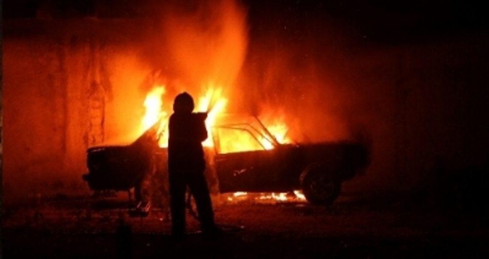 Park halindeki araçlar yandı - Kırıkkale Haber, Son Dakika Kırıkkale Haberleri