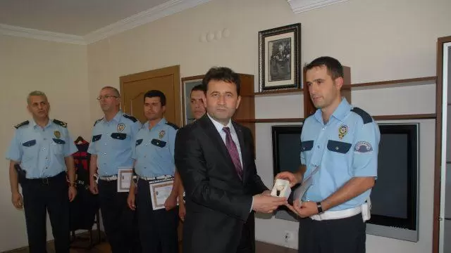 Emniyette başarılı personel ödüllendirildi - Kırıkkale Haber, Son Dakika Kırıkkale Haberleri