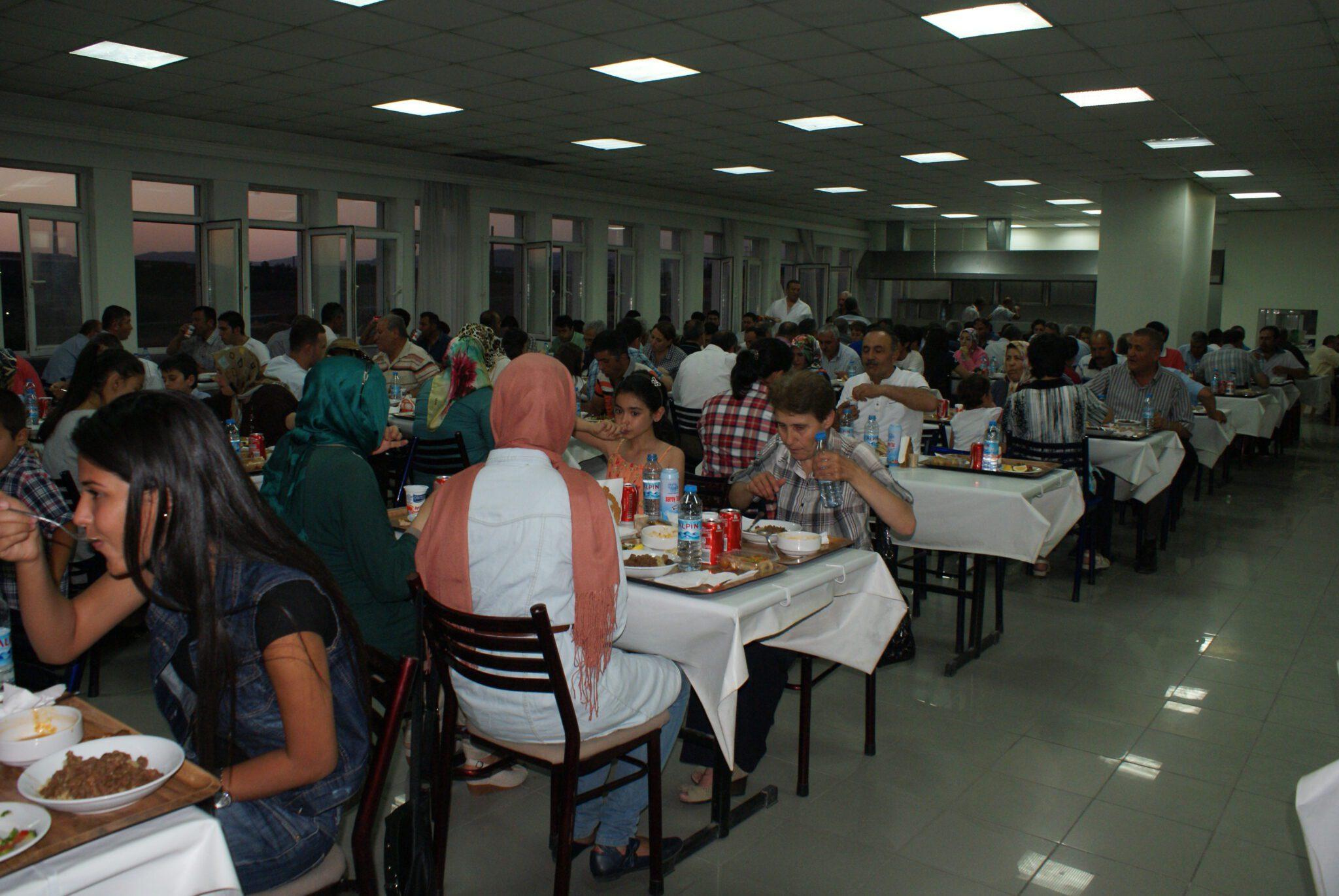 Müdürlükte geleneksel iftar - Kırıkkale Haber, Son Dakika Kırıkkale Haberleri Müdürlükte geleneksel iftar - Kırıkkale Haber, Son Dakika Kırıkkale Haberleri