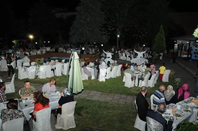 Şehit aileleri iftarda buluştu - Kırıkkale Haber, Son Dakika Kırıkkale Haberleri Şehit aileleri iftarda buluştu - Kırıkkale Haber, Son Dakika Kırıkkale Haberleri