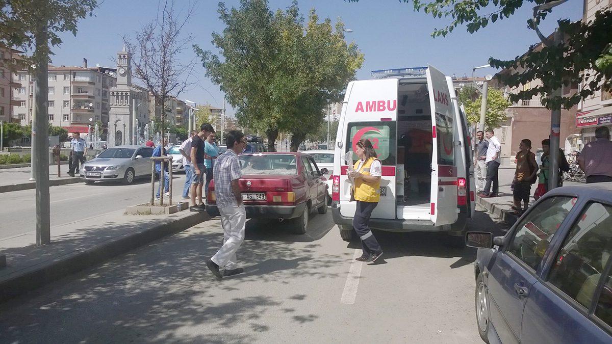 Atatürk Bulvarında Trafik Kazası - Kırıkkale Haber, Son Dakika Kırıkkale Haberleri