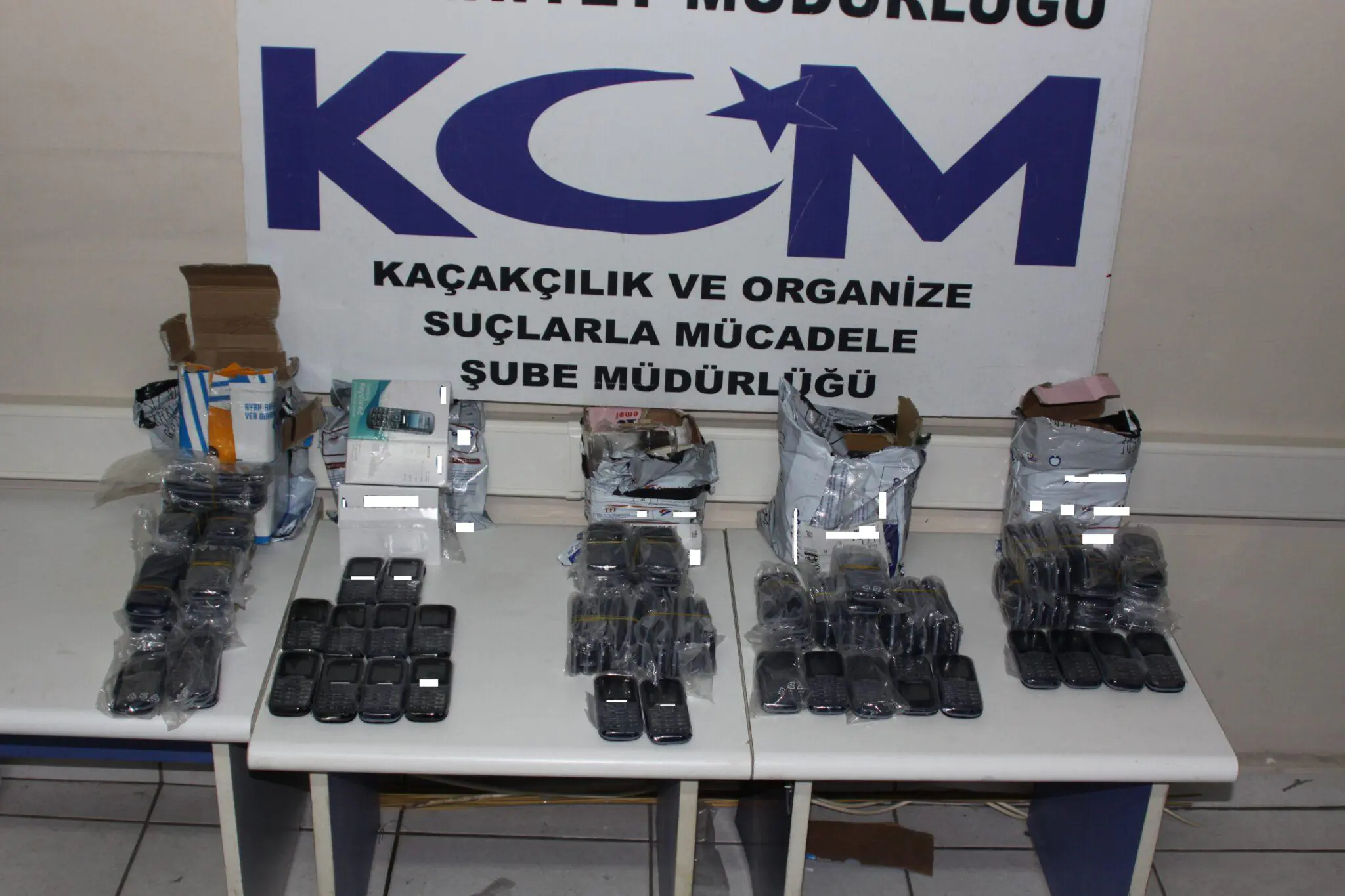 Kaçak sigara ve cep telefonu operasyonu - Kırıkkale Haber, Son Dakika Kırıkkale Haberleri