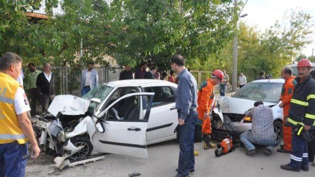 Zincirleme kaza; 5 yaralı - Kırıkkale Haber, Son Dakika Kırıkkale Haberleri