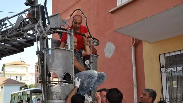 İskele kaydı; 2 işçi yaralandı - Kırıkkale Haber, Son Dakika Kırıkkale Haberleri