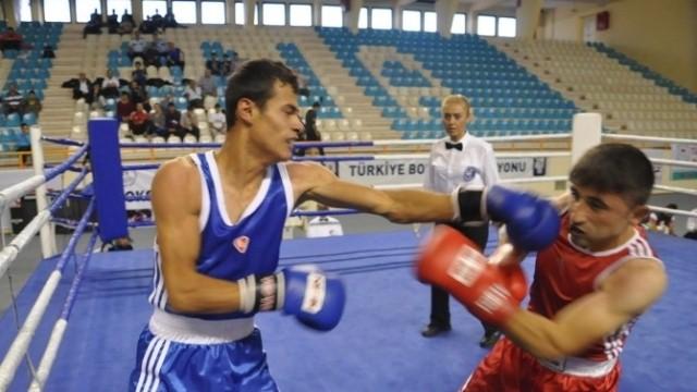 2 boksörümüz şampiyonaya gidiyor - Kırıkkale Haber, Son Dakika Kırıkkale Haberleri