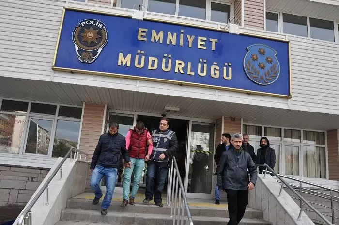 Sokak satıcılarına karşı operasyon düzenlendi - Kırıkkale Haber, Son Dakika Kırıkkale Haberleri Sokak satıcılarına karşı operasyon düzenlendi - Kırıkkale Haber, Son Dakika Kırıkkale Haberleri