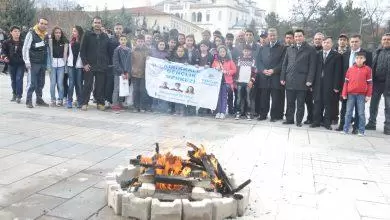 Meydanda Cılız Kutlama - Kırıkkale Haber, Son Dakika Kırıkkale Haberleri Meydanda Cılız Kutlama - Kırıkkale Haber, Son Dakika Kırıkkale Haberleri