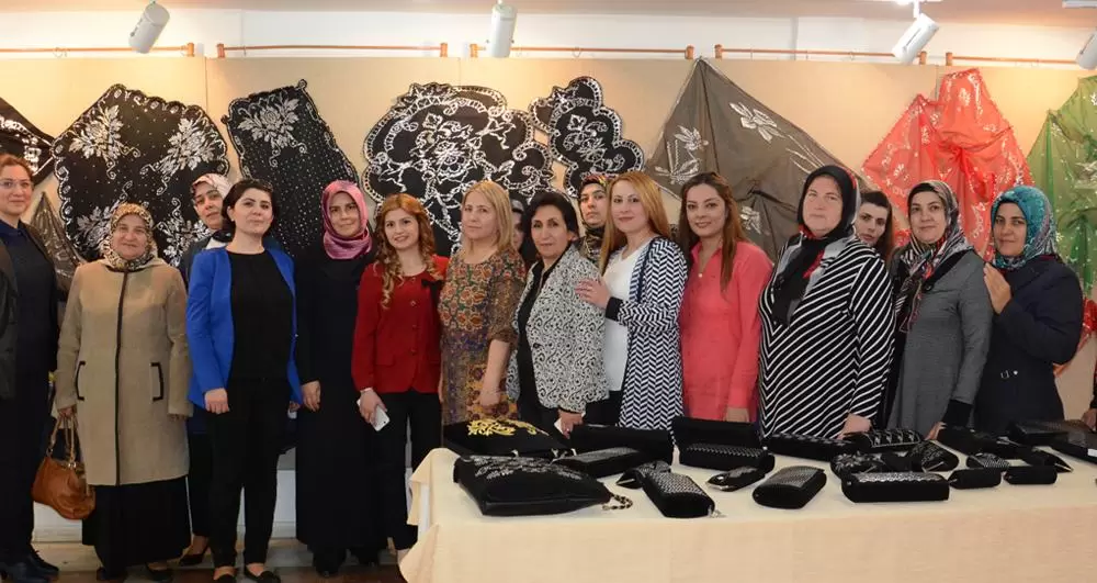 Hünerlerini sergiyle süslediler - Kırıkkale Haber, Son Dakika Kırıkkale Haberleri Hünerlerini sergiyle süslediler - Kırıkkale Haber, Son Dakika Kırıkkale Haberleri