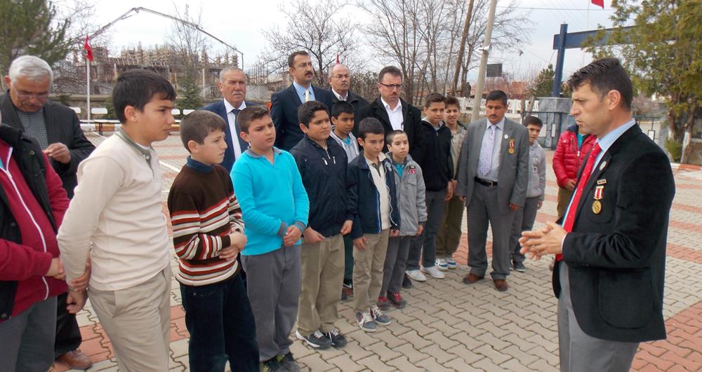 ŞEHİT AİLELERİ VE GAZİLER, ÖĞRENCİLERLE EL ELE - Kırıkkale Haber, Son Dakika Kırıkkale Haberleri