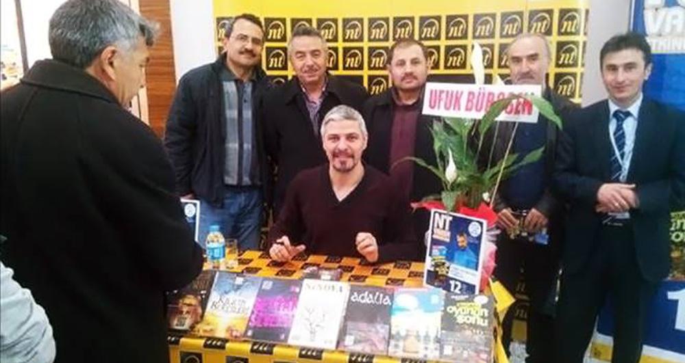 Özer, okuyucularıyla buluştu - Kırıkkale Haber, Son Dakika Kırıkkale Haberleri