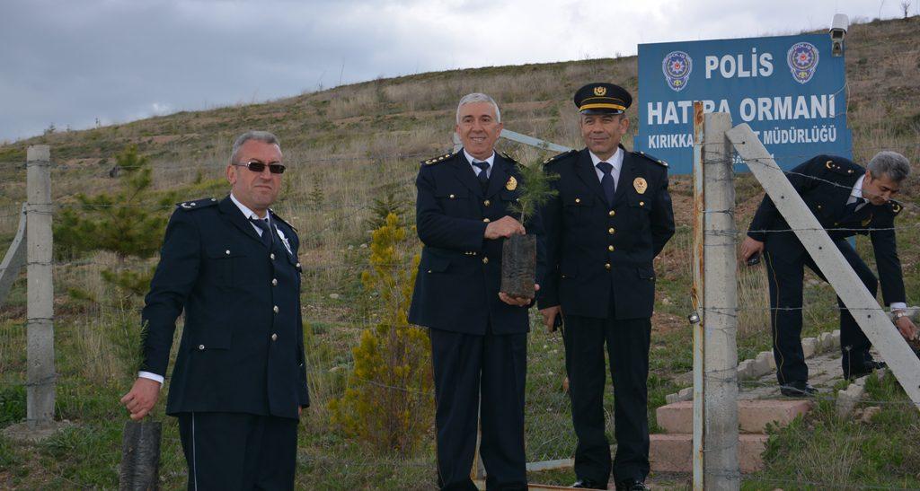 POLİS FİDAN DİKTİ - Kırıkkale Haber, Son Dakika Kırıkkale Haberleri