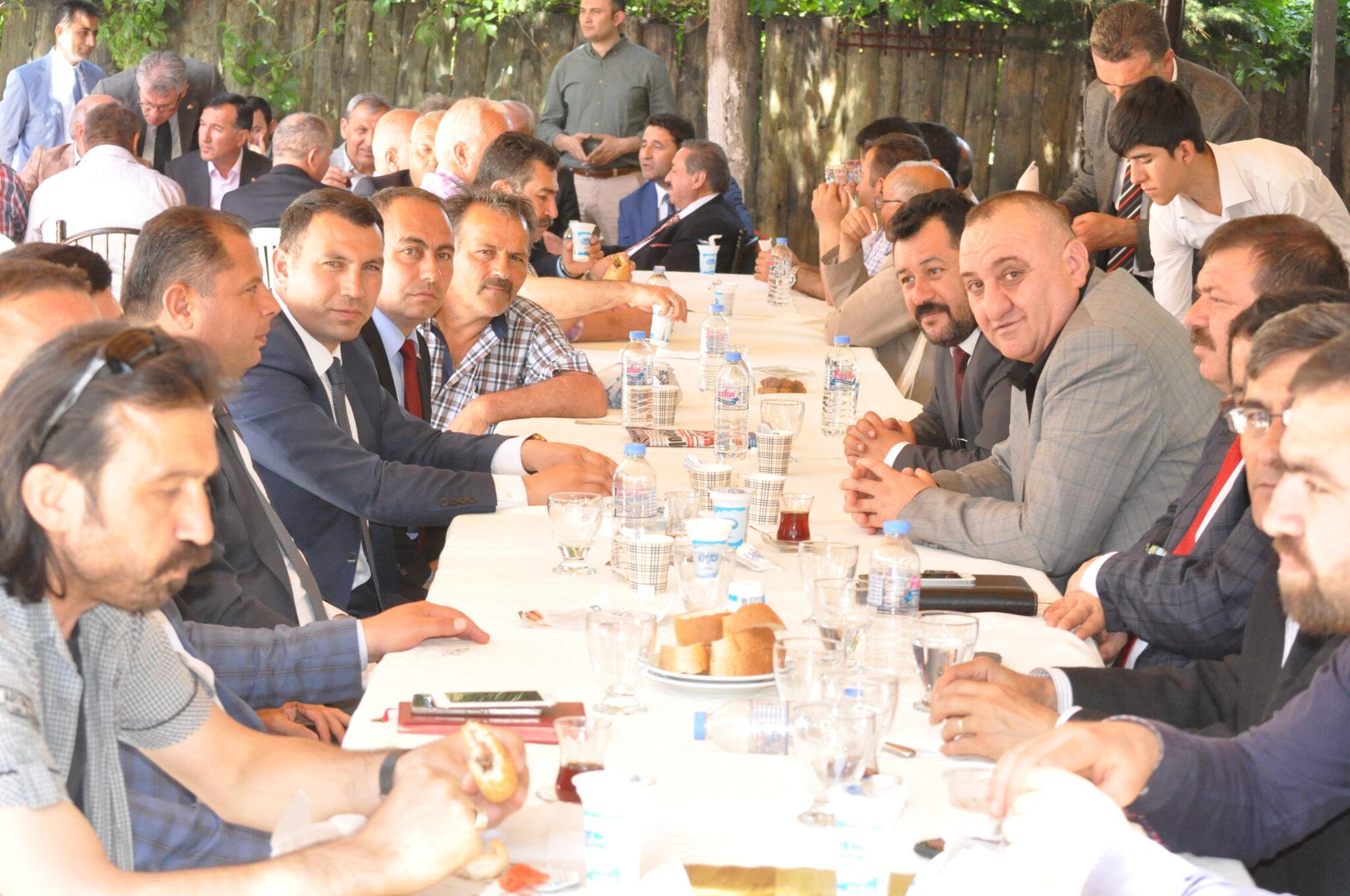 MHP’li vekil adayları kermesi ziyaret etti - Kırıkkale Haber, Son Dakika Kırıkkale Haberleri