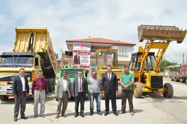 Sulakyurt Belediyesine MHP’den araç takviyesi - Kırıkkale Haber, Son Dakika Kırıkkale Haberleri Sulakyurt Belediyesine MHP’den araç takviyesi - Kırıkkale Haber, Son Dakika Kırıkkale Haberleri