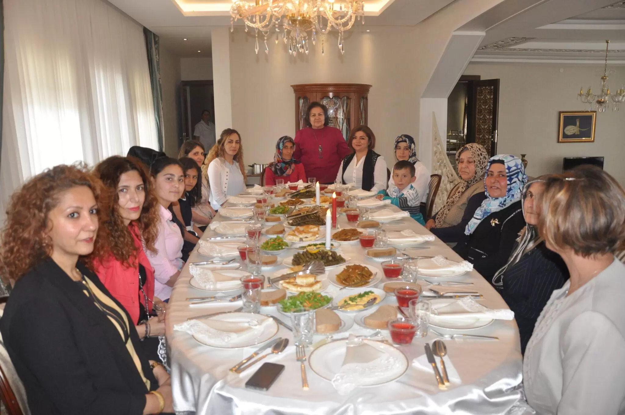 Şehit ve asker annelerine duygusal yemek - Kırıkkale Haber, Son Dakika Kırıkkale Haberleri Şehit ve asker annelerine duygusal yemek - Kırıkkale Haber, Son Dakika Kırıkkale Haberleri
