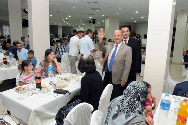 Emniyet şehit ailelerine ve gazilere iftar verdi - Kırıkkale Haber, Son Dakika Kırıkkale Haberleri Emniyet şehit ailelerine ve gazilere iftar verdi - Kırıkkale Haber, Son Dakika Kırıkkale Haberleri