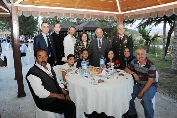 Kapımız sonuna kadar açık - Kırıkkale Haber, Son Dakika Kırıkkale Haberleri Kapımız sonuna kadar açık - Kırıkkale Haber, Son Dakika Kırıkkale Haberleri
