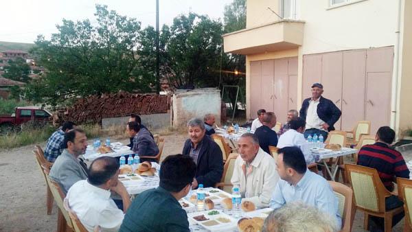 Korkmaz, iftar yemeği verdi - Kırıkkale Haber, Son Dakika Kırıkkale Haberleri Korkmaz, iftar yemeği verdi - Kırıkkale Haber, Son Dakika Kırıkkale Haberleri