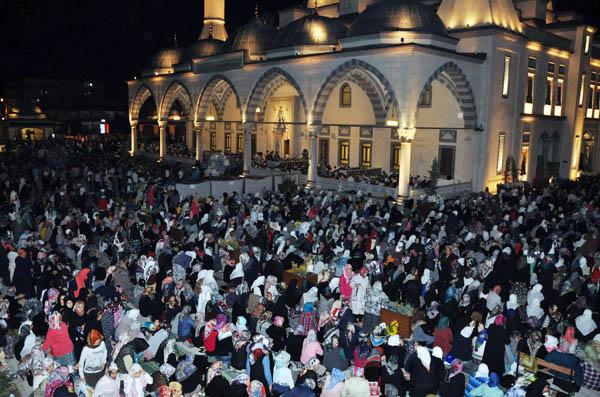 Nur cami doldu taştı - Kırıkkale Haber, Son Dakika Kırıkkale Haberleri