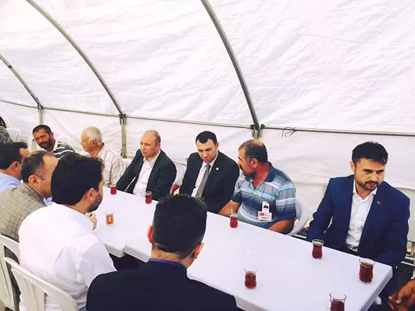 Göçer, şehit evine taziyeye gitti - Kırıkkale Haber, Son Dakika Kırıkkale Haberleri Göçer, şehit evine taziyeye gitti - Kırıkkale Haber, Son Dakika Kırıkkale Haberleri