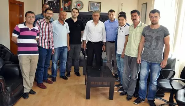 Sendikalı oldukları için 10 kişi işten çıkartıldı - Kırıkkale Haber, Son Dakika Kırıkkale Haberleri Sendikalı oldukları için 10 kişi işten çıkartıldı - Kırıkkale Haber, Son Dakika Kırıkkale Haberleri