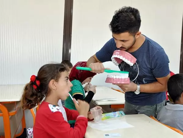 Suriyeli Çocuklara Diş Taraması - Kırıkkale Haber, Son Dakika Kırıkkale Haberleri Suriyeli Çocuklara Diş Taraması - Kırıkkale Haber, Son Dakika Kırıkkale Haberleri