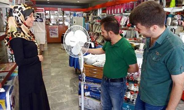 Sıcaklar klima satışı artırdı - Kırıkkale Haber, Son Dakika Kırıkkale Haberleri Sıcaklar klima satışı artırdı - Kırıkkale Haber, Son Dakika Kırıkkale Haberleri