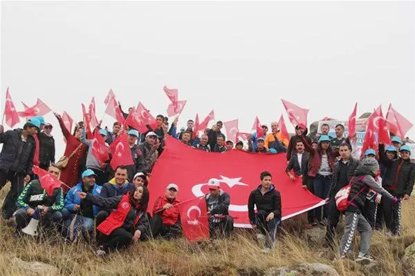 7’inci geleneksel Dinek Dağı yürüyüşü sona erdi - Kırıkkale Haber, Son Dakika Kırıkkale Haberleri 7’inci geleneksel Dinek Dağı yürüyüşü sona erdi - Kırıkkale Haber, Son Dakika Kırıkkale Haberleri