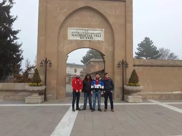 Taraftardan Hacı Bektaş-ı Veliye Ziyaret - Kırıkkale Haber, Son Dakika Kırıkkale Haberleri Taraftardan Hacı Bektaş-ı Veliye Ziyaret - Kırıkkale Haber, Son Dakika Kırıkkale Haberleri