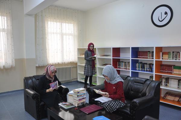 İmam Hatip Lisesi’ne kütüphane açıldı - Kırıkkale Haber, Son Dakika Kırıkkale Haberleri