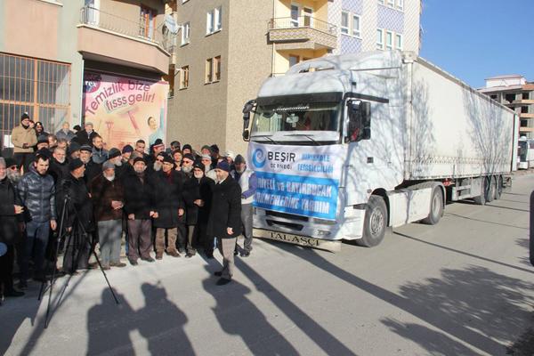 Tırlar Türkmenler için yola çıktı - Kırıkkale Haber, Son Dakika Kırıkkale Haberleri