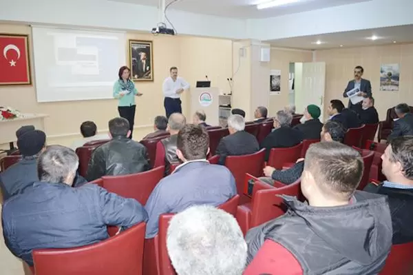 Bitkisel üretim yapan çiftçiler bilgilendirildi - Kırıkkale Haber, Son Dakika Kırıkkale Haberleri Bitkisel üretim yapan çiftçiler bilgilendirildi - Kırıkkale Haber, Son Dakika Kırıkkale Haberleri