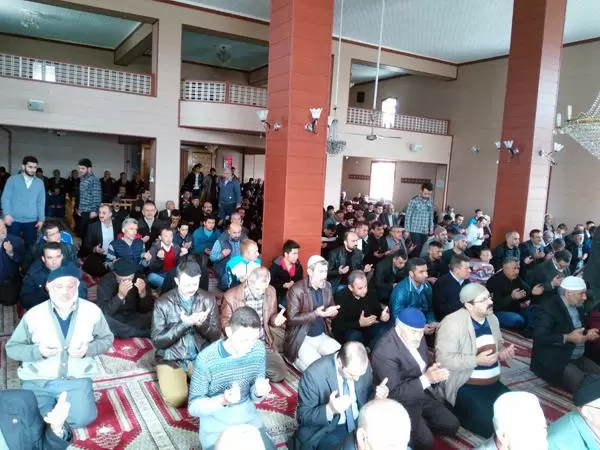 Şehitlerimiz için mevlit okutuldu - Kırıkkale Haber, Son Dakika Kırıkkale Haberleri Şehitlerimiz için mevlit okutuldu - Kırıkkale Haber, Son Dakika Kırıkkale Haberleri