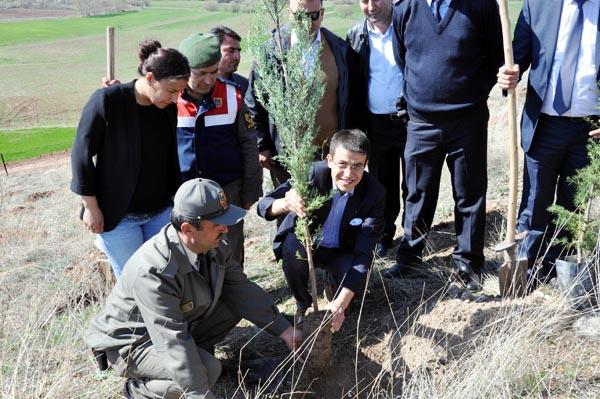 Her şehidimiz için bir fidan dikildi - Kırıkkale Haber, Son Dakika Kırıkkale Haberleri