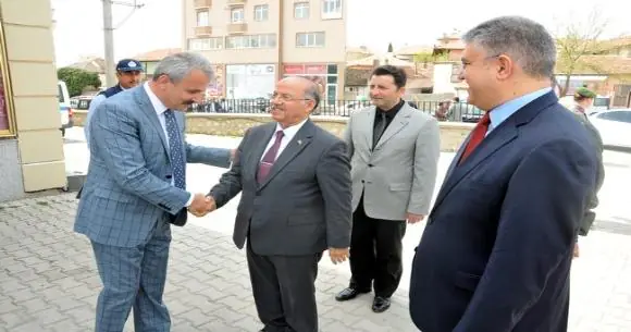 Vali Kolat Yahşihan Belediye Başkanı Sungur’u Ziyaret Etti - Kırıkkale Haber, Son Dakika Kırıkkale Haberleri