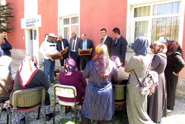 Kadın çiftçilere arıcılık kursu - Kırıkkale Haber, Son Dakika Kırıkkale Haberleri