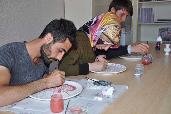 Boş zamanlarında sanat öğreniyorlar - Kırıkkale Haber, Son Dakika Kırıkkale Haberleri