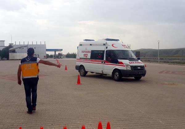 Ambulans sürüş teknik eğitimi - Kırıkkale Haber, Son Dakika Kırıkkale Haberleri