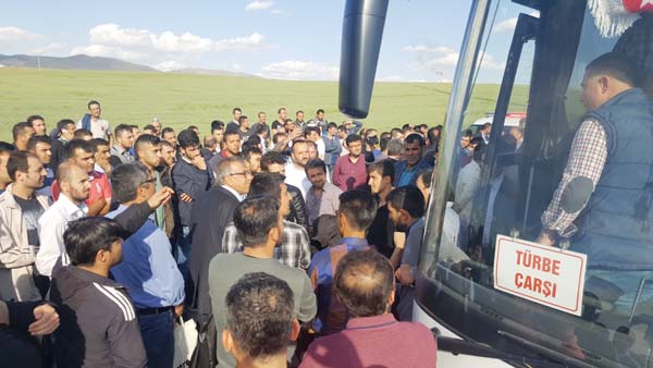 İşçilerin “servis aracı” protestosu - Kırıkkale Haber, Son Dakika Kırıkkale Haberleri