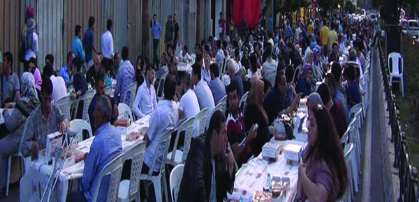 Vezneciler’de Teröre Karşı İftar - Kırıkkale Haber, Son Dakika Kırıkkale Haberleri Vezneciler’de Teröre Karşı İftar - Kırıkkale Haber, Son Dakika Kırıkkale Haberleri