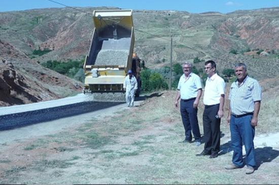 KAYMAKAM KARKACI, ÇALIŞMALARI YERİNDE İZLİYOR - Kırıkkale Haber, Son Dakika Kırıkkale Haberleri