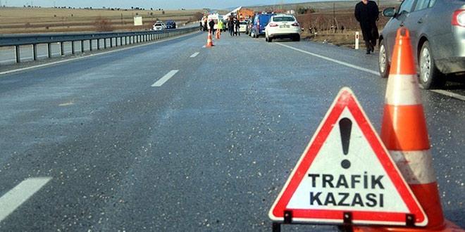 KARAKEÇİLİ’DE TRAFİK KAZASI - Kırıkkale Haber, Son Dakika Kırıkkale Haberleri