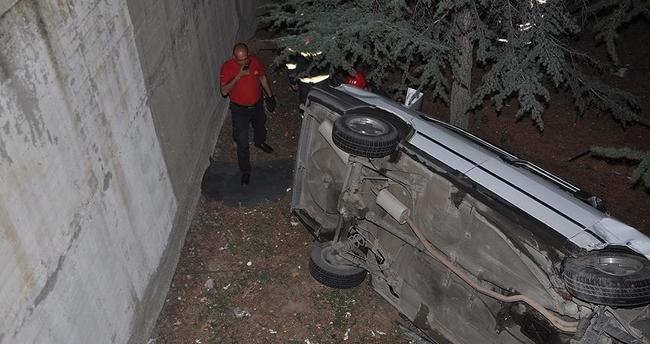 Otomobil Okul Bahçesine Uçtu - Kırıkkale Haber, Son Dakika Kırıkkale Haberleri