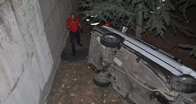 Otomobil Okul Bahçesine Uçtu - Kırıkkale Haber, Son Dakika Kırıkkale Haberleri Otomobil Okul Bahçesine Uçtu - Kırıkkale Haber, Son Dakika Kırıkkale Haberleri